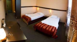Гостиница Бизнес Лайф Улан-Удэ Двухместный с 2 кроватями. Для гостей с ограниченными возможностями-2